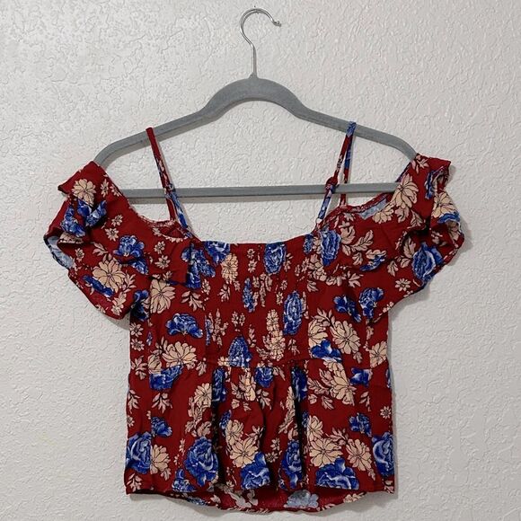 American Rag red floral off shoulder ruffle top size small - Picture 2 of 16